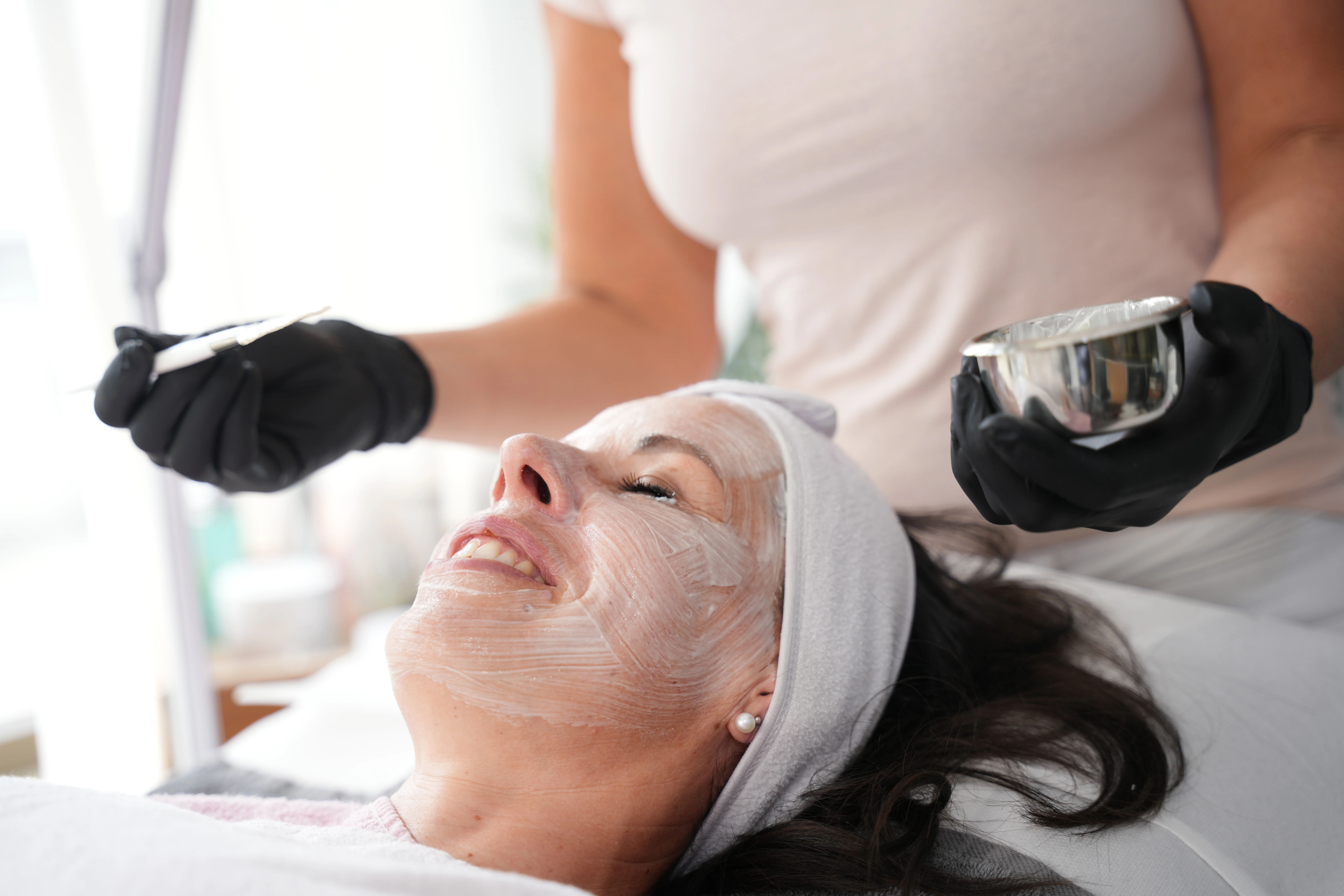 Kosmetikanwendung im Studio Heilbronn